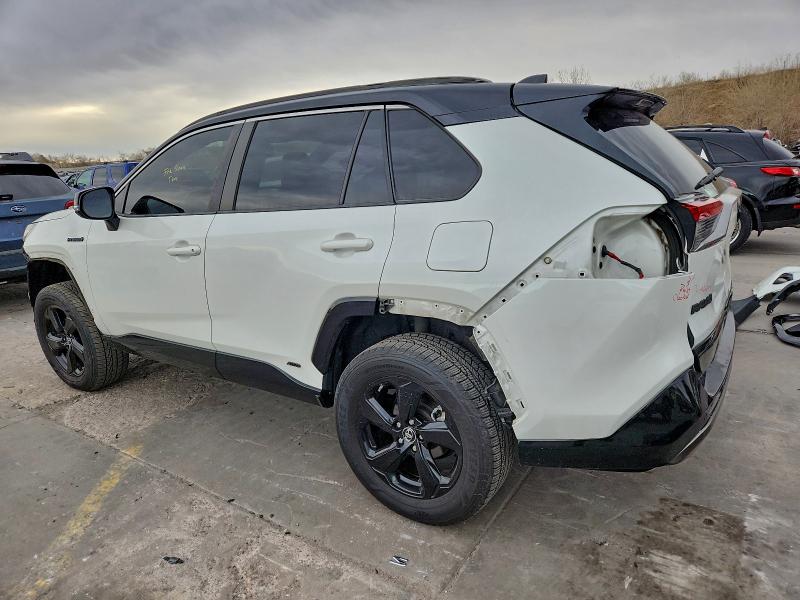 Фото 2 - TOYOTA RAV4