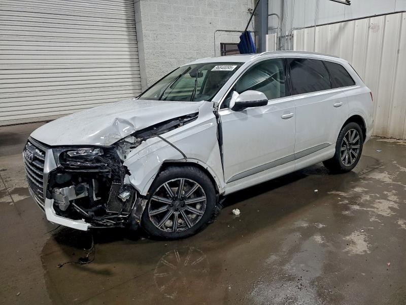 Фото 1 - AUDI Q7