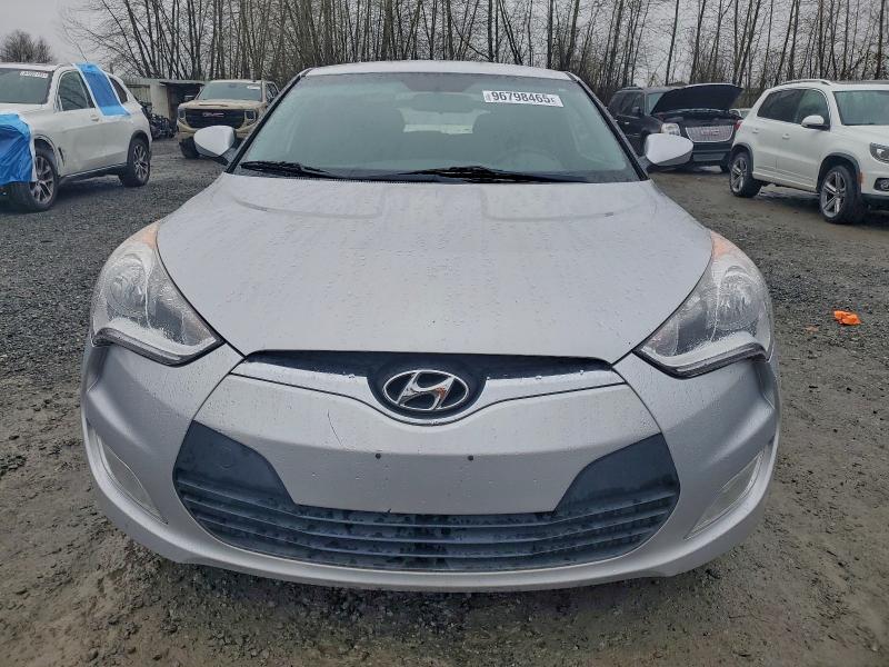 Фото 5 - HYUNDAI VELOSTER