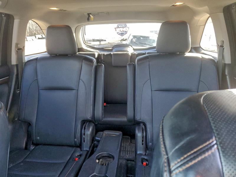 Фото 10 - TOYOTA HIGHLANDER
