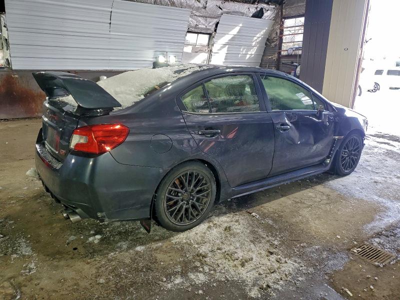 Фото 3 - SUBARU WRX