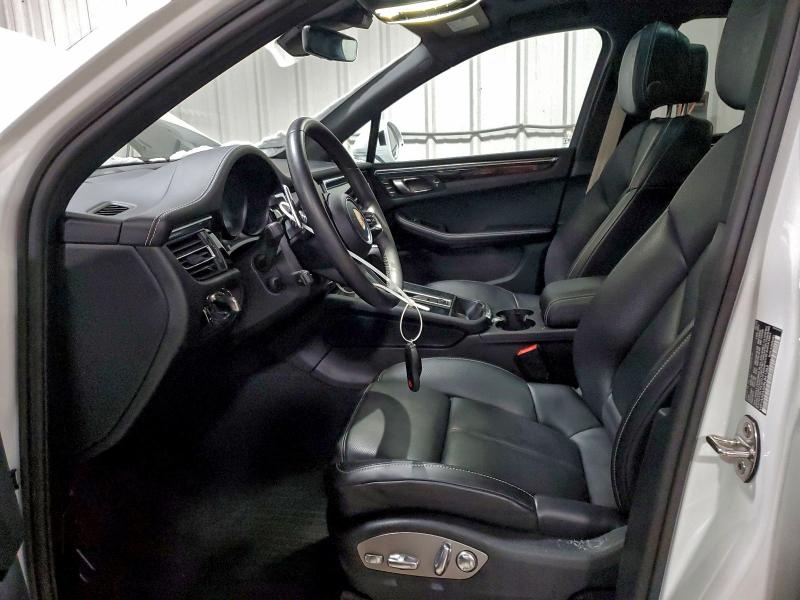Фото 7 - PORSCHE MACAN