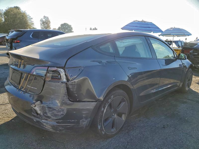 Фото 3 - TESLA MODEL 3