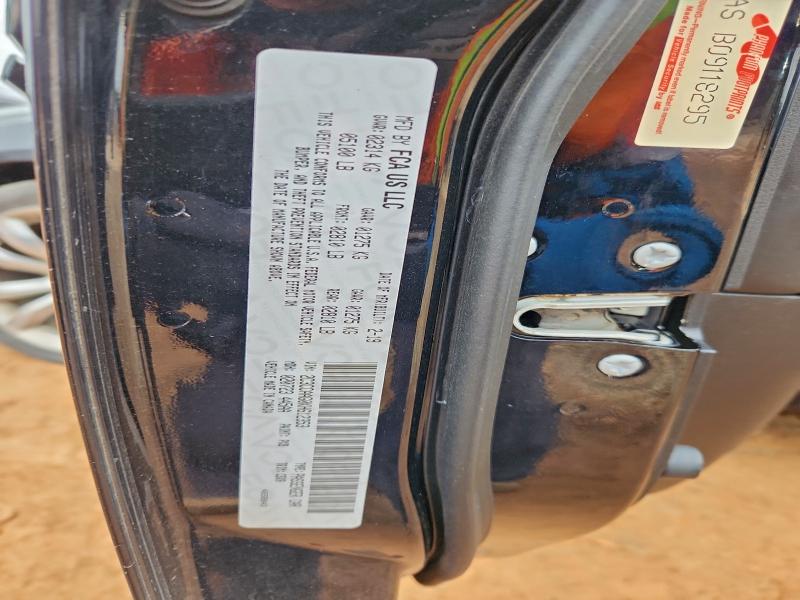 Фото 12 - CHRYSLER 300