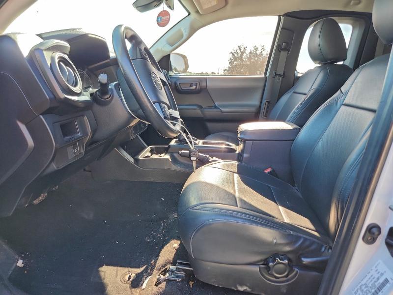 Фото 7 - TOYOTA TACOMA