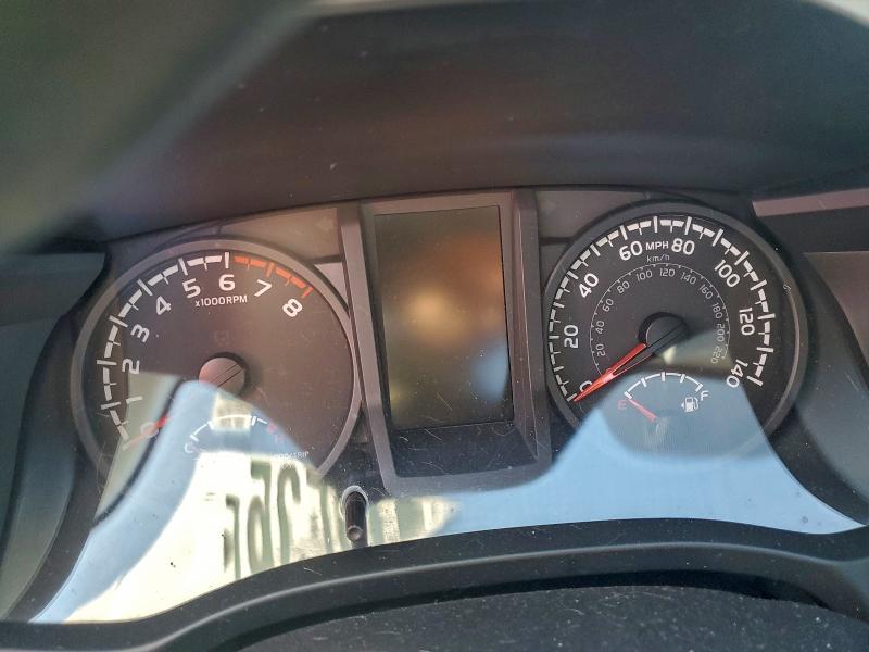 Фото 9 - TOYOTA TACOMA