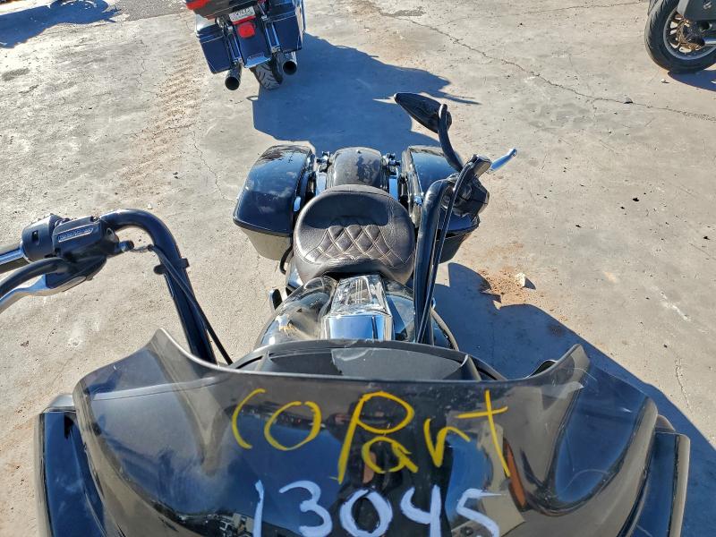 HARLEY-DAVIDSON FL 2021