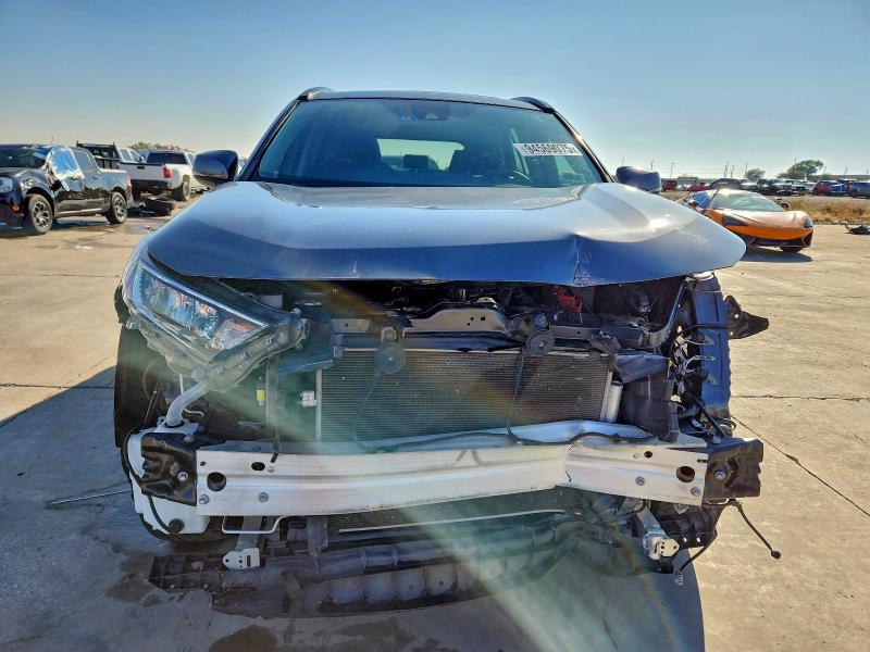 Фото 5 - TOYOTA RAV4