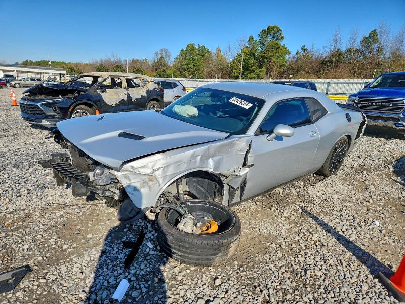Фото 1 - DODGE CHALLENGER