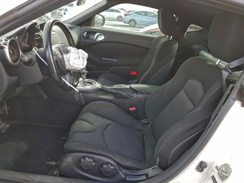 Фото 7 - NISSAN 370Z