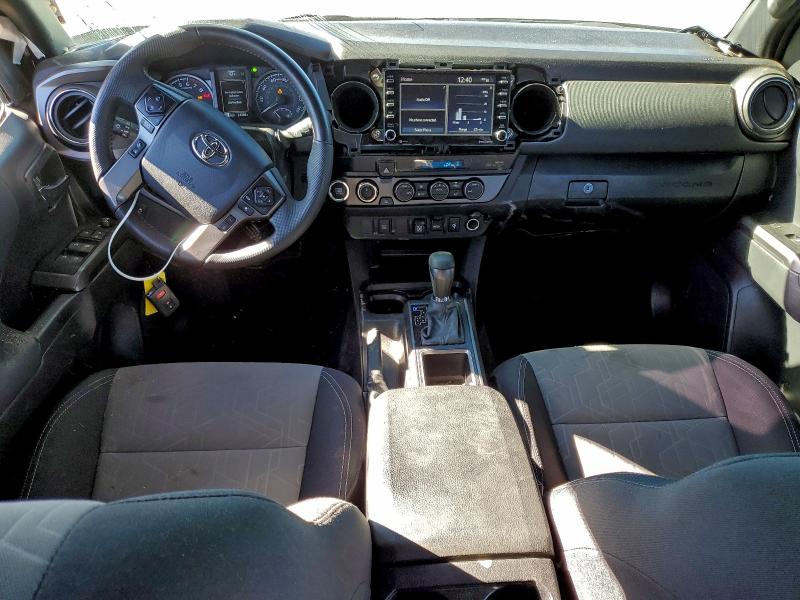 Фото 8 - TOYOTA TACOMA