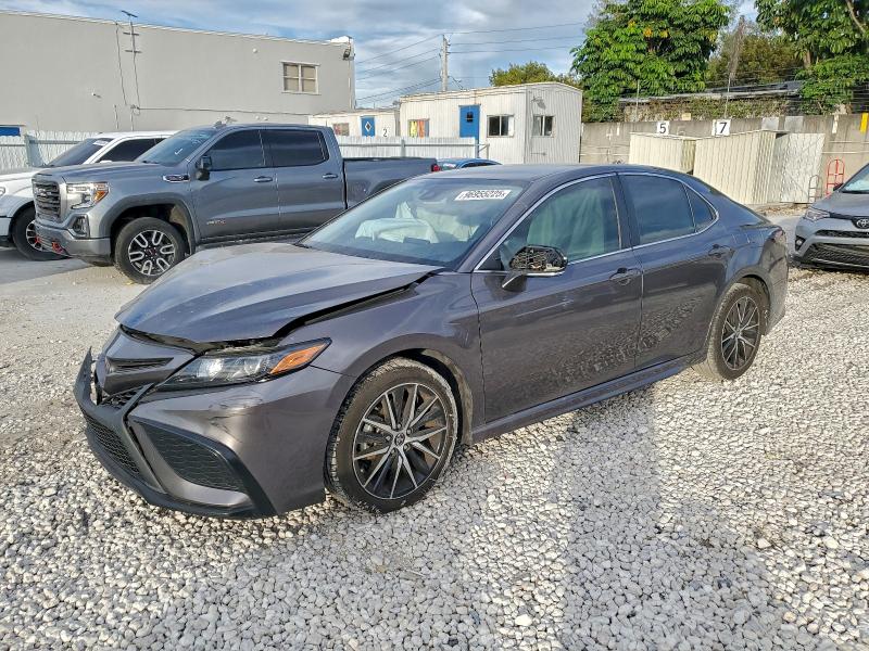 Фото 1 - TOYOTA CAMRY