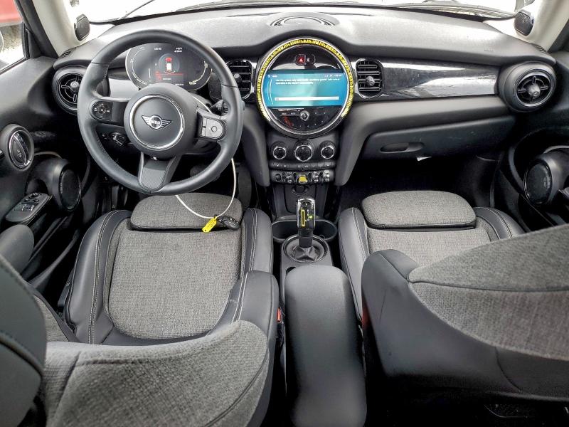 Фото 8 - MINI COOPER