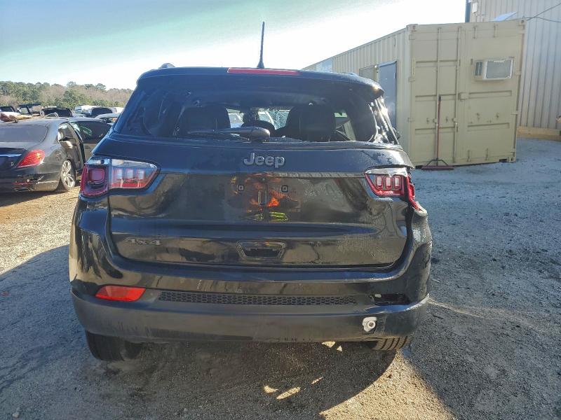 Фото 6 - JEEP COMPASS