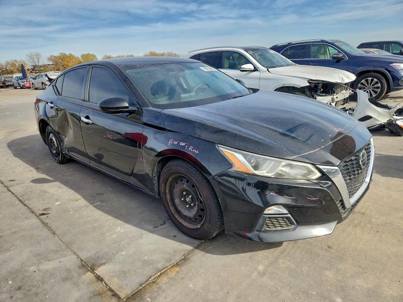 Фото 4 - NISSAN ALTIMA