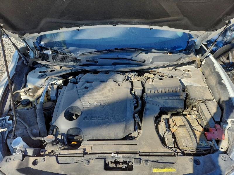 Фото 11 - NISSAN MAXIMA