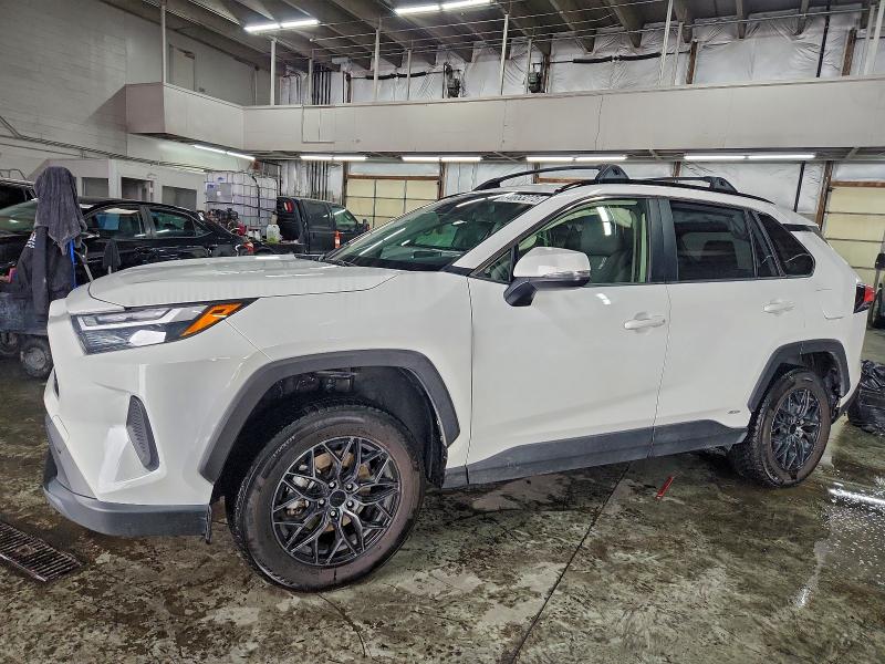 Фото 1 - TOYOTA RAV4