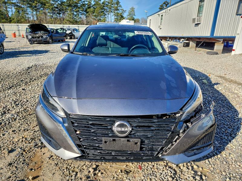 Фото 5 - NISSAN ALTIMA