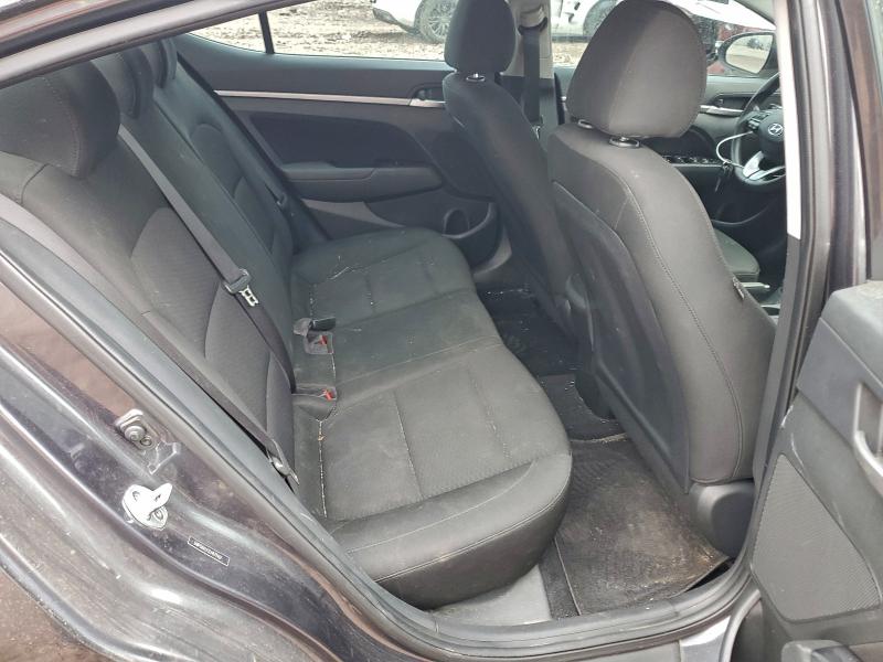 Фото 10 - HYUNDAI ELANTRA