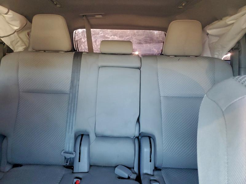 Фото 10 - TOYOTA HIGHLANDER