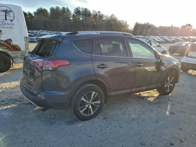 Фото 3 - TOYOTA RAV4