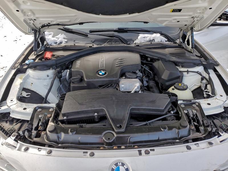 Фото 11 - BMW 3 SERIES