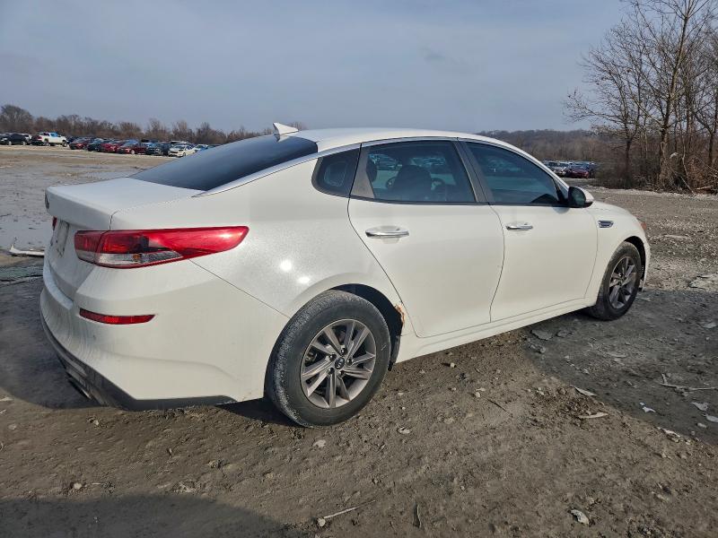 Фото 3 - KIA OPTIMA