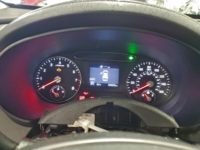 Фото 9 - KIA SORENTO