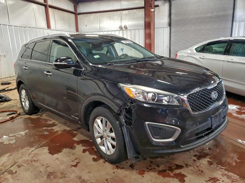 Фото 4 - KIA SORENTO