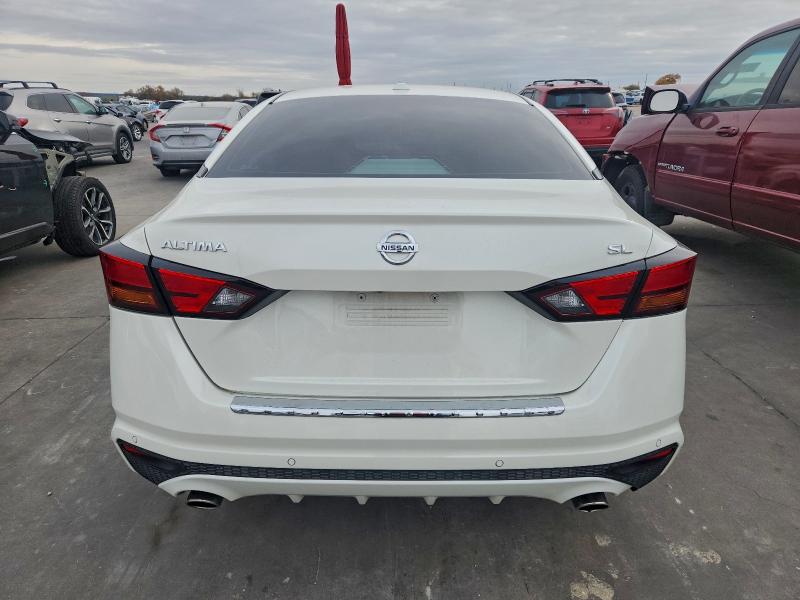 Фото 6 - NISSAN ALTIMA