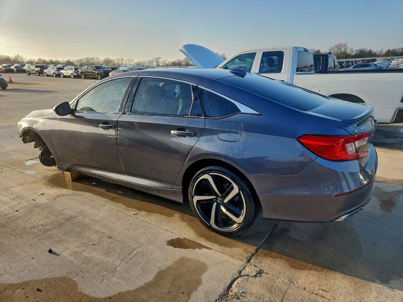 Фото 2 - HONDA ACCORD