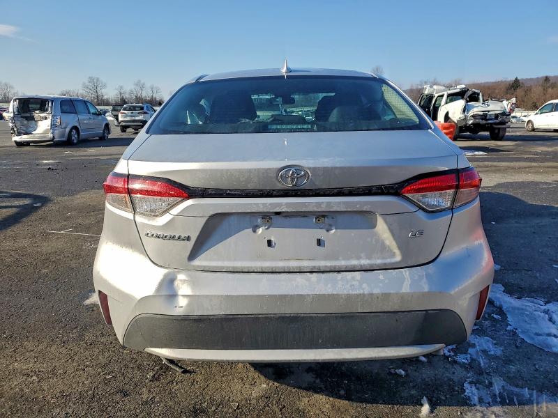 Фото 6 - TOYOTA COROLLA