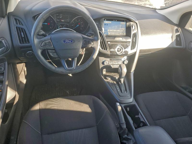 Фото 8 - FORD FOCUS