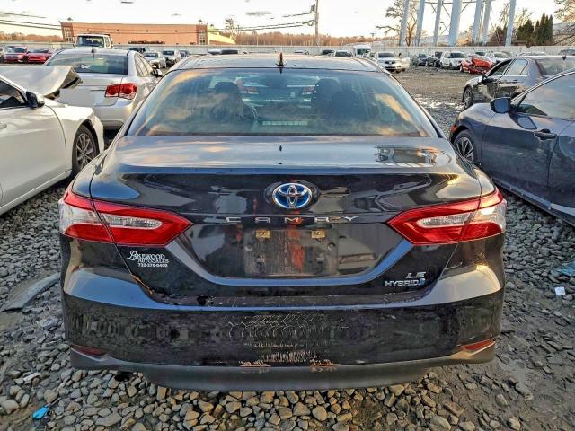 Фото 6 - TOYOTA CAMRY