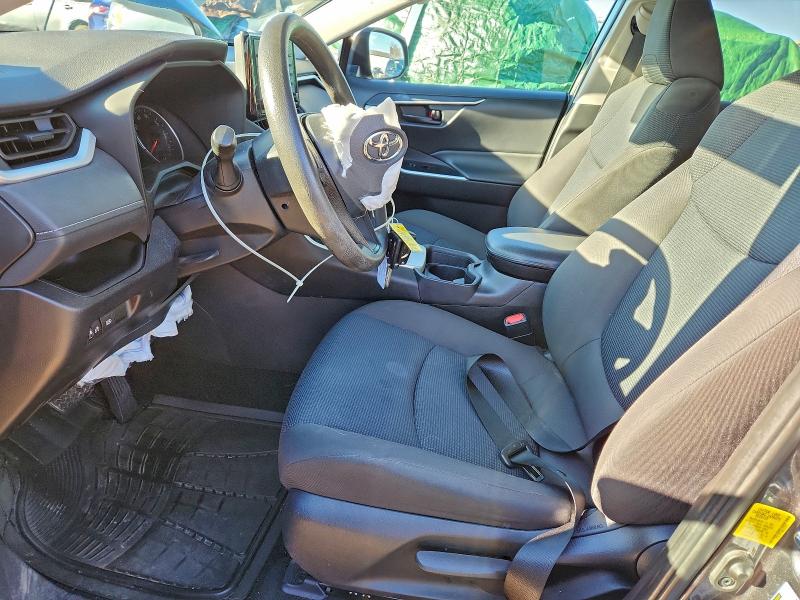 Фото 7 - TOYOTA RAV4