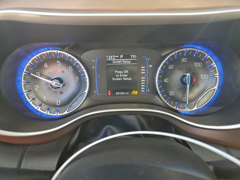 Фото 9 - CHRYSLER MINIVAN