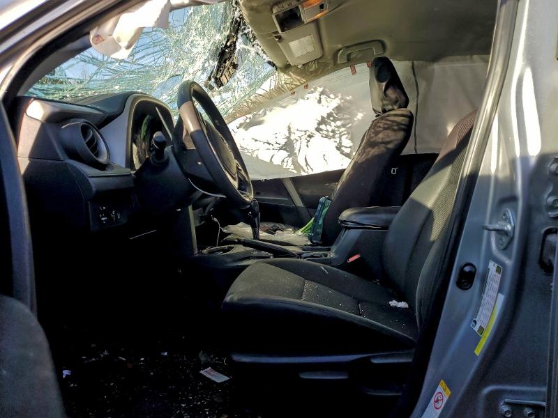 Фото 7 - TOYOTA RAV4