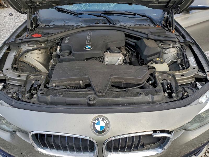 Фото 11 - BMW 3 SERIES