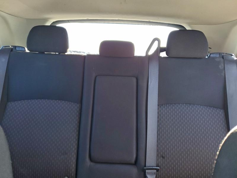 Фото 10 - MITSUBISHI OUTLANDER