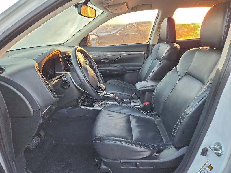 Фото 7 - MITSUBISHI OUTLANDER