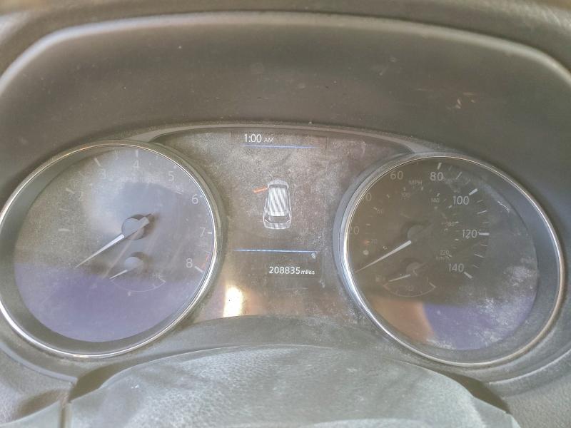 Фото 9 - NISSAN ROGUE