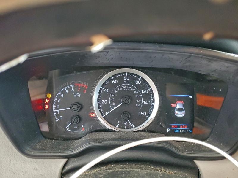 Фото 9 - TOYOTA COROLLA