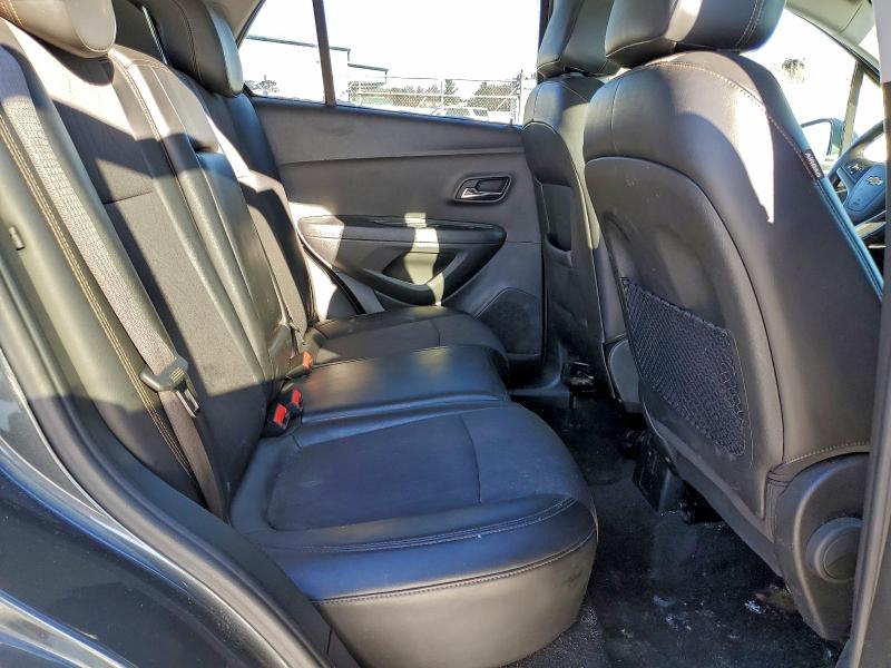 Фото 11 - CHEVROLET TRAX