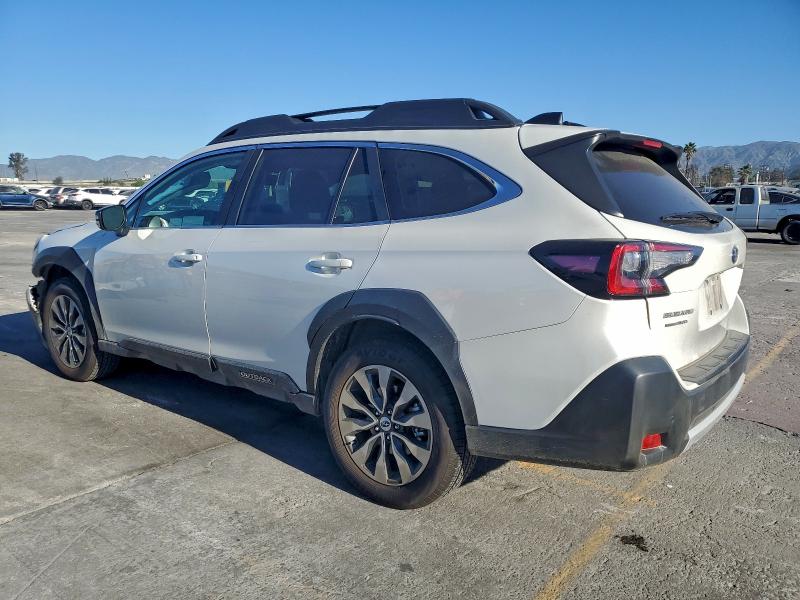 Фото 2 - SUBARU OUTBACK