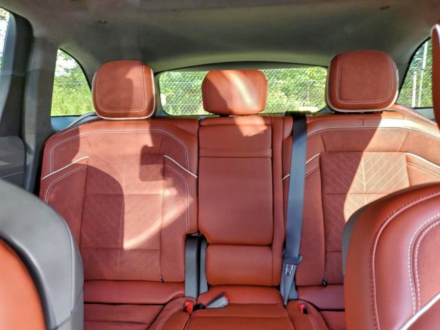 Фото 10 - LINCOLN NAUTILUS