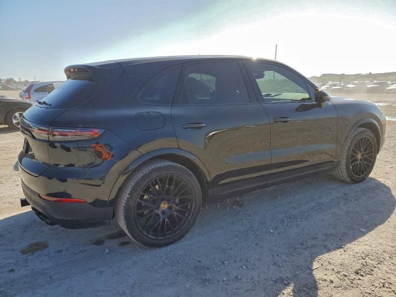 Фото 3 - PORSCHE CAYENNE