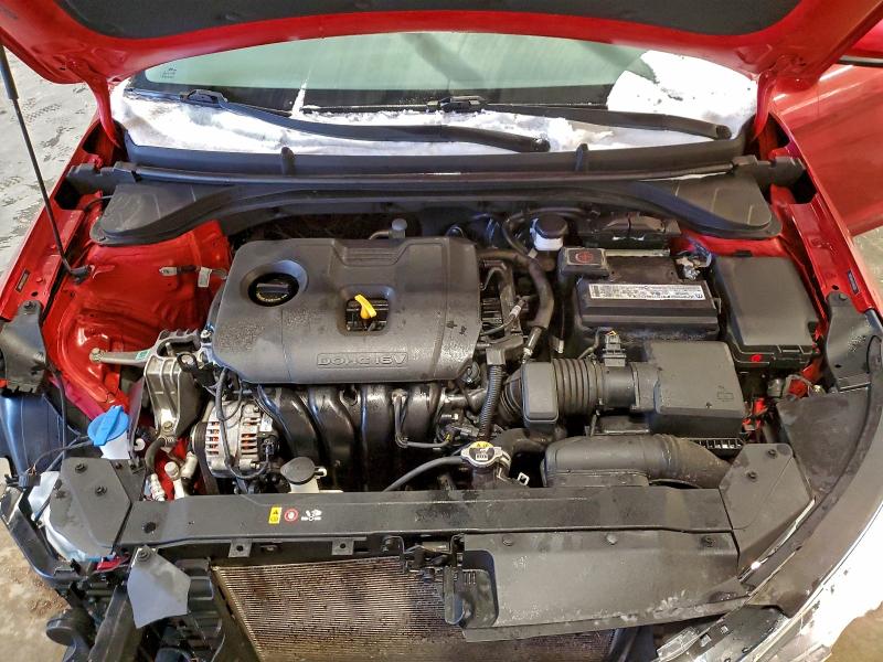 Фото 11 - HYUNDAI ELANTRA