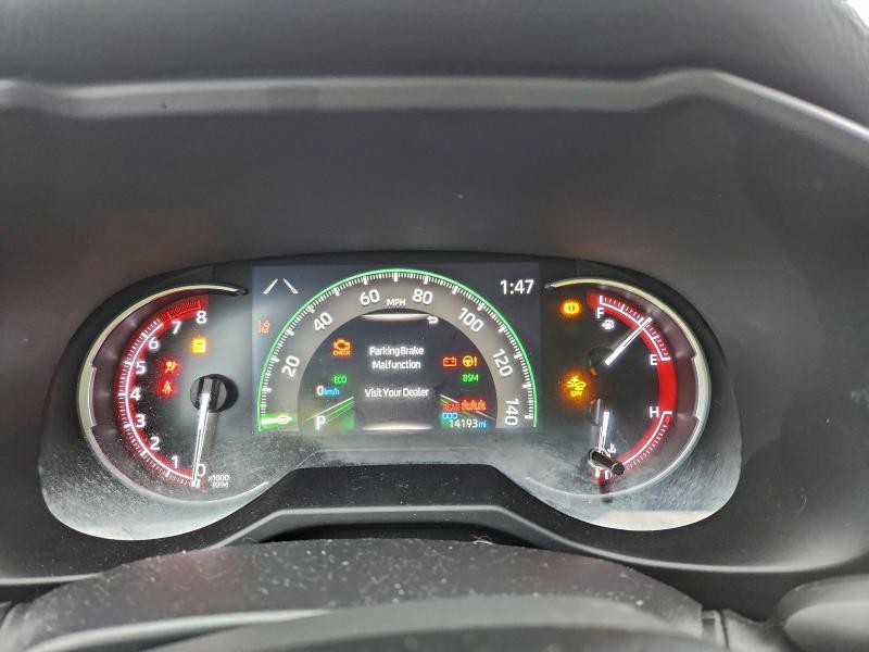 Фото 9 - TOYOTA RAV4