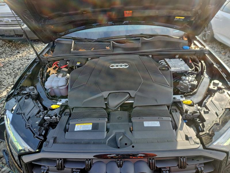 Фото 12 - AUDI Q7