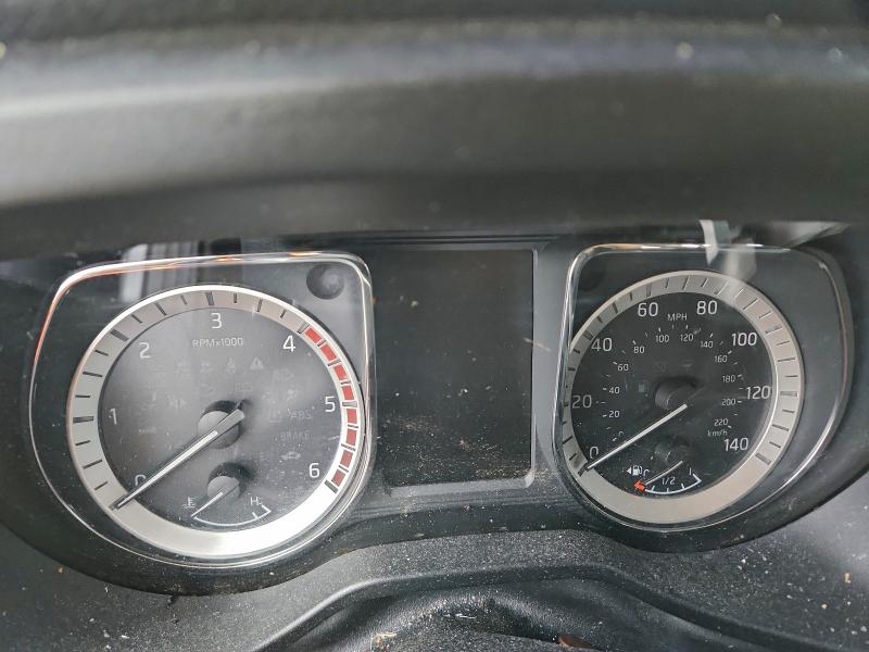 Фото 9 - NISSAN TITAN